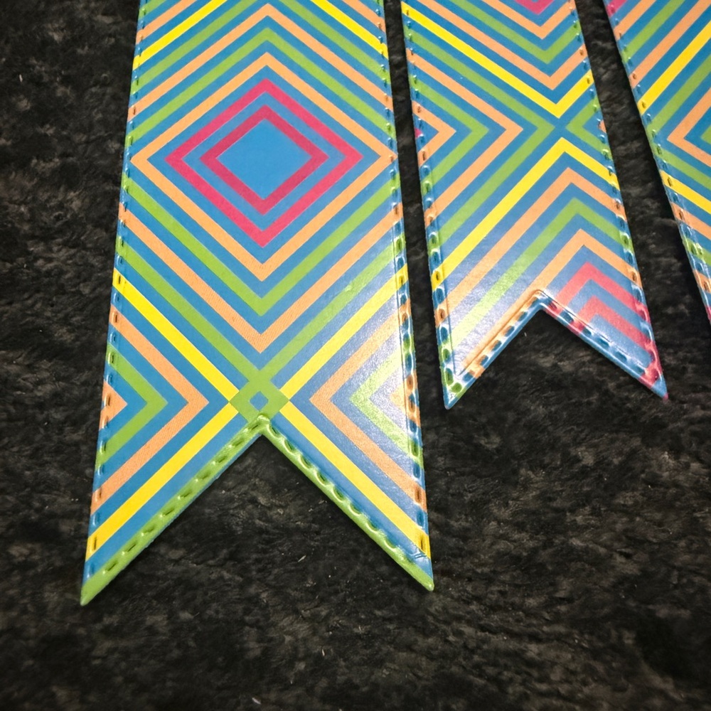 💜 Bookmarks - Picture 2 of 2